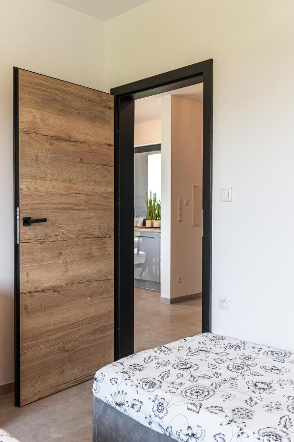 Domki Caloroczne Premium Zator Energylandia Экстерьер фото