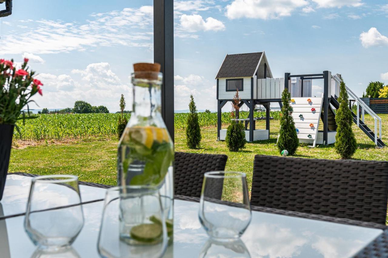 Domki Caloroczne Premium Zator Energylandia Экстерьер фото