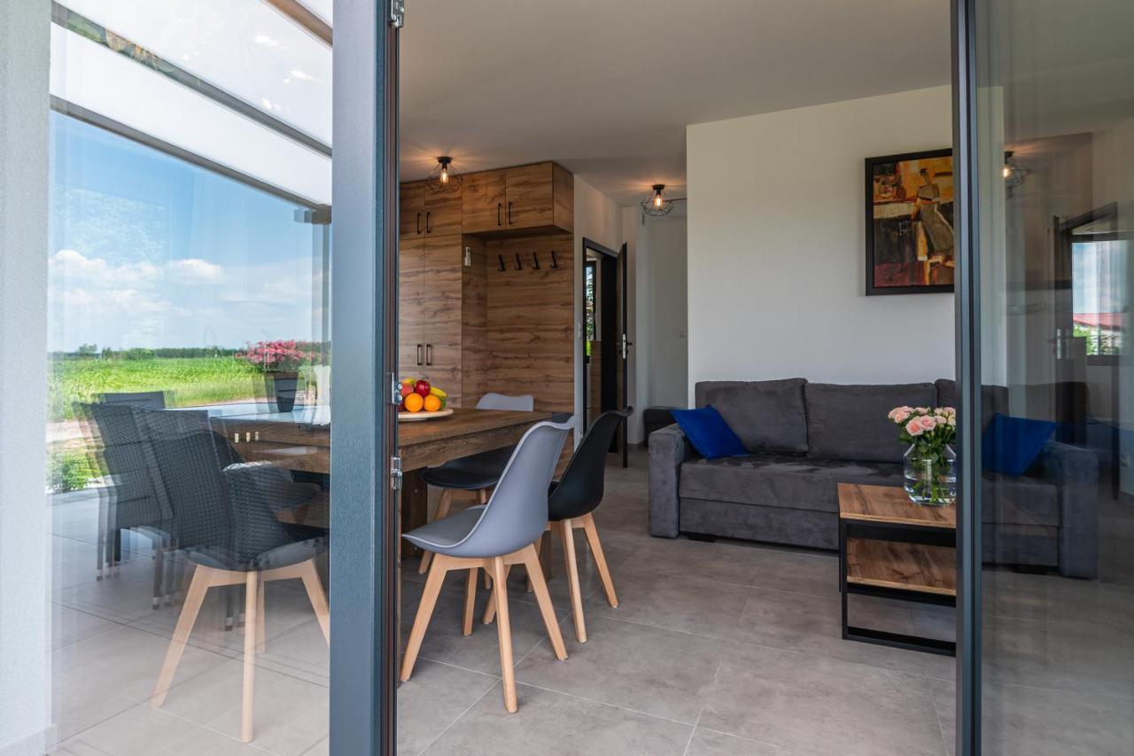 Domki Caloroczne Premium Zator Energylandia Экстерьер фото